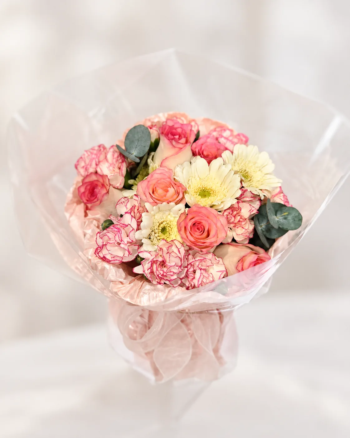 Bó hoa tone hồng pastel – Tiệm Hoa Nắng
